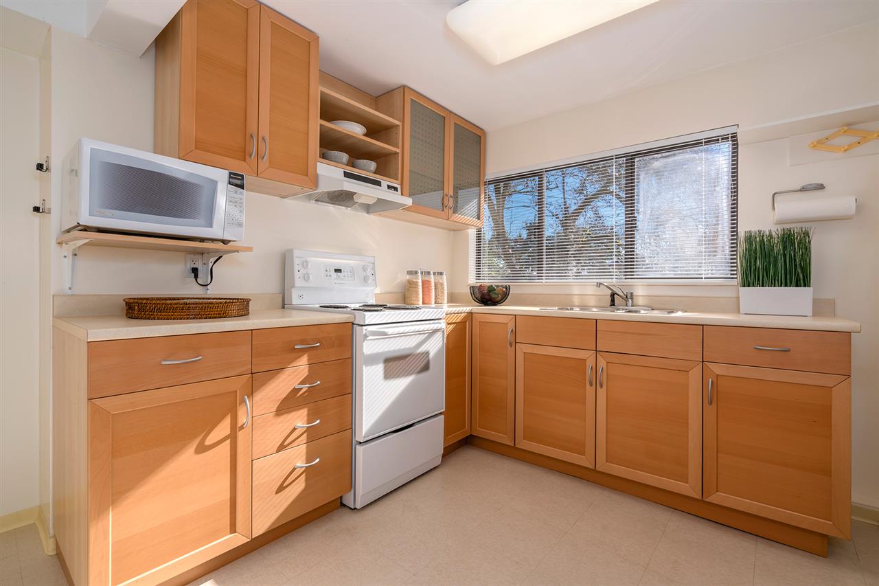 4423 Derby Place, Forest Hills, North Vancouver 14