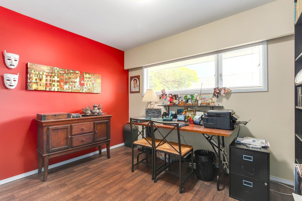 1570 Rena Crescent, Queens, West Vancouver 16