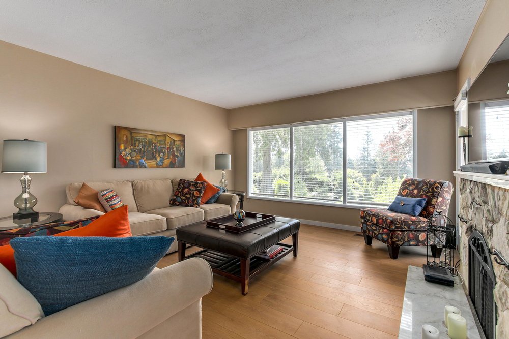 1570 Rena Crescent, Queens, West Vancouver 2