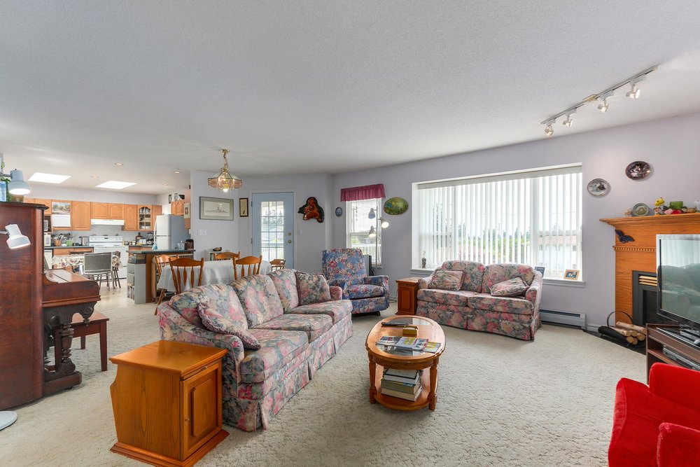 625 East 17th Street, North Vancouver 5