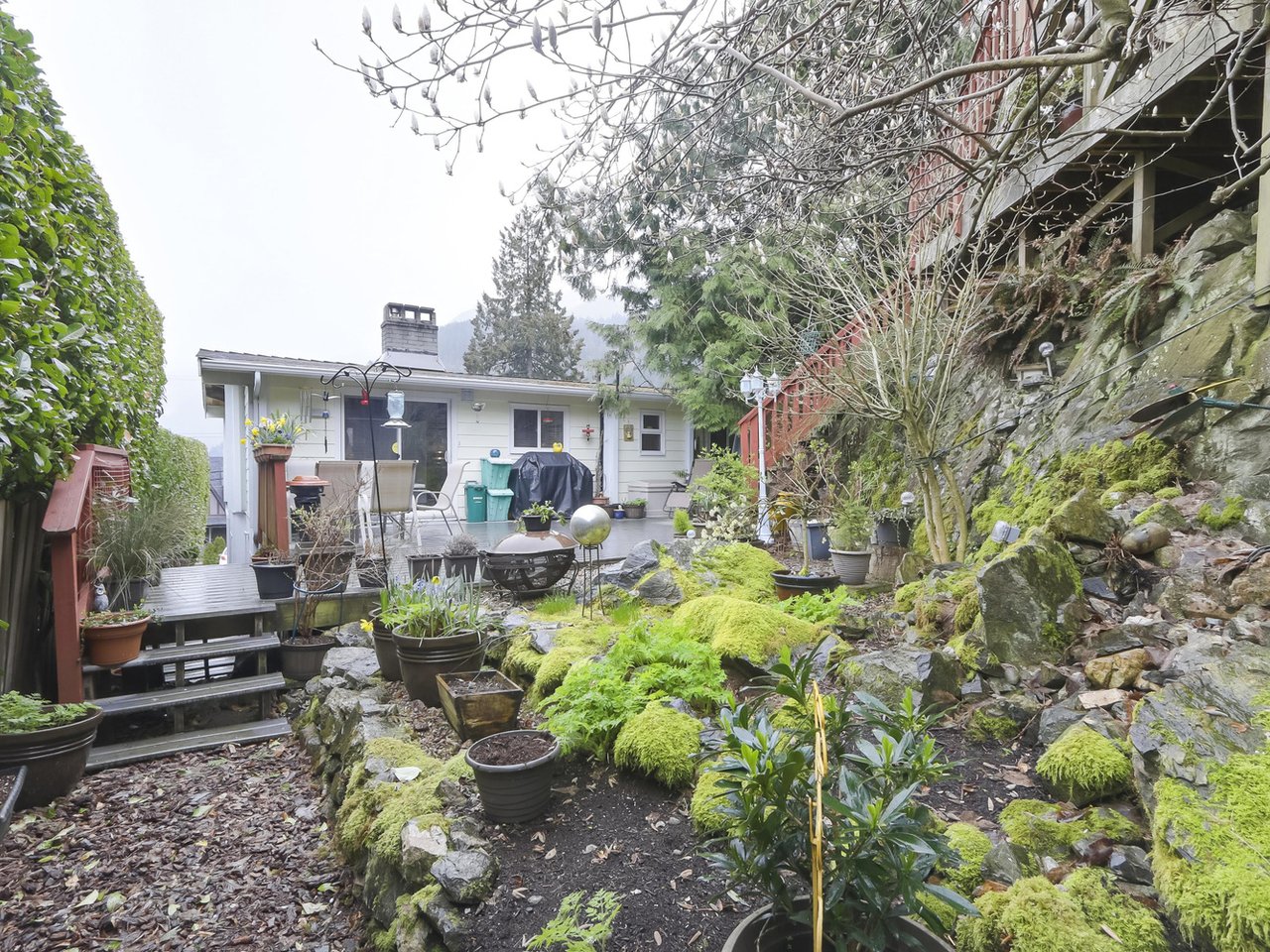 6348 Chatham Street, West Vancouver 19
