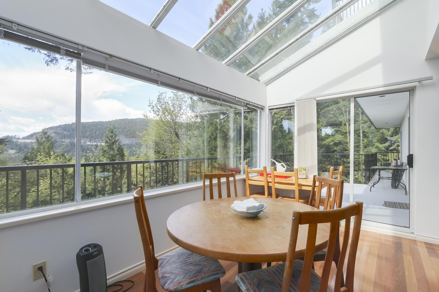 5495 Keith Road, West Vancouver 8