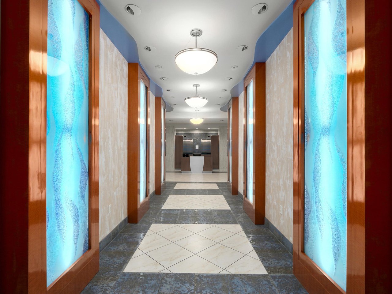 406 138 E Esplanade 3