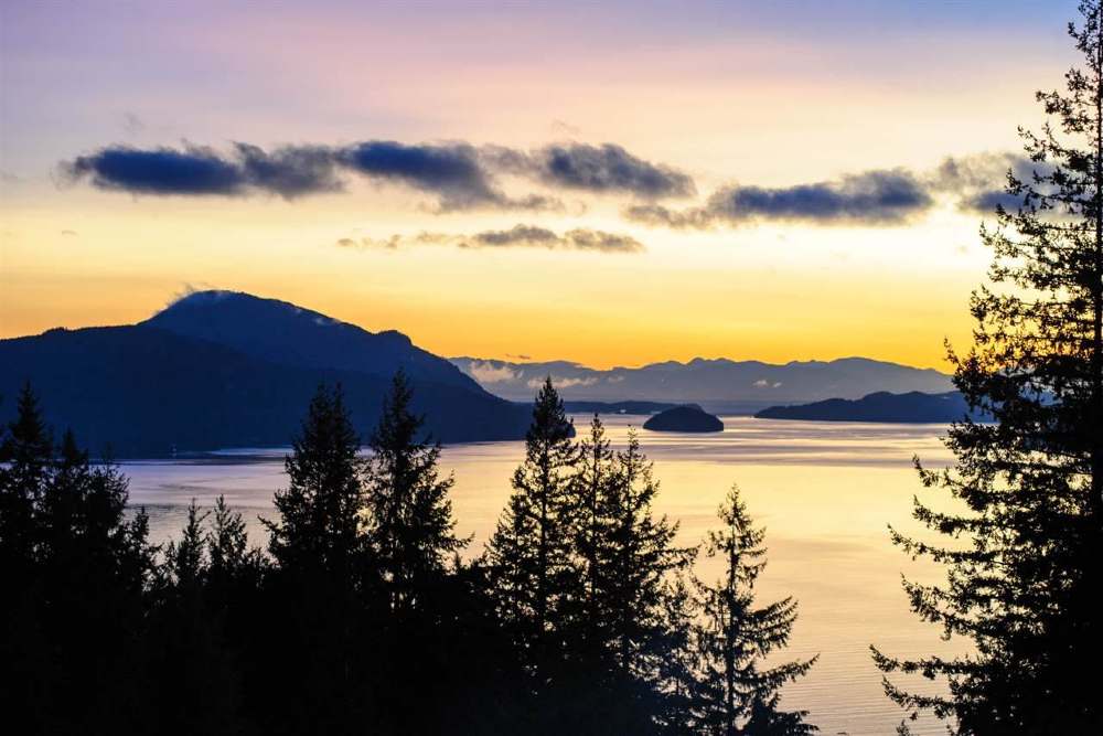 75 Sunset Drive, Lions Bay