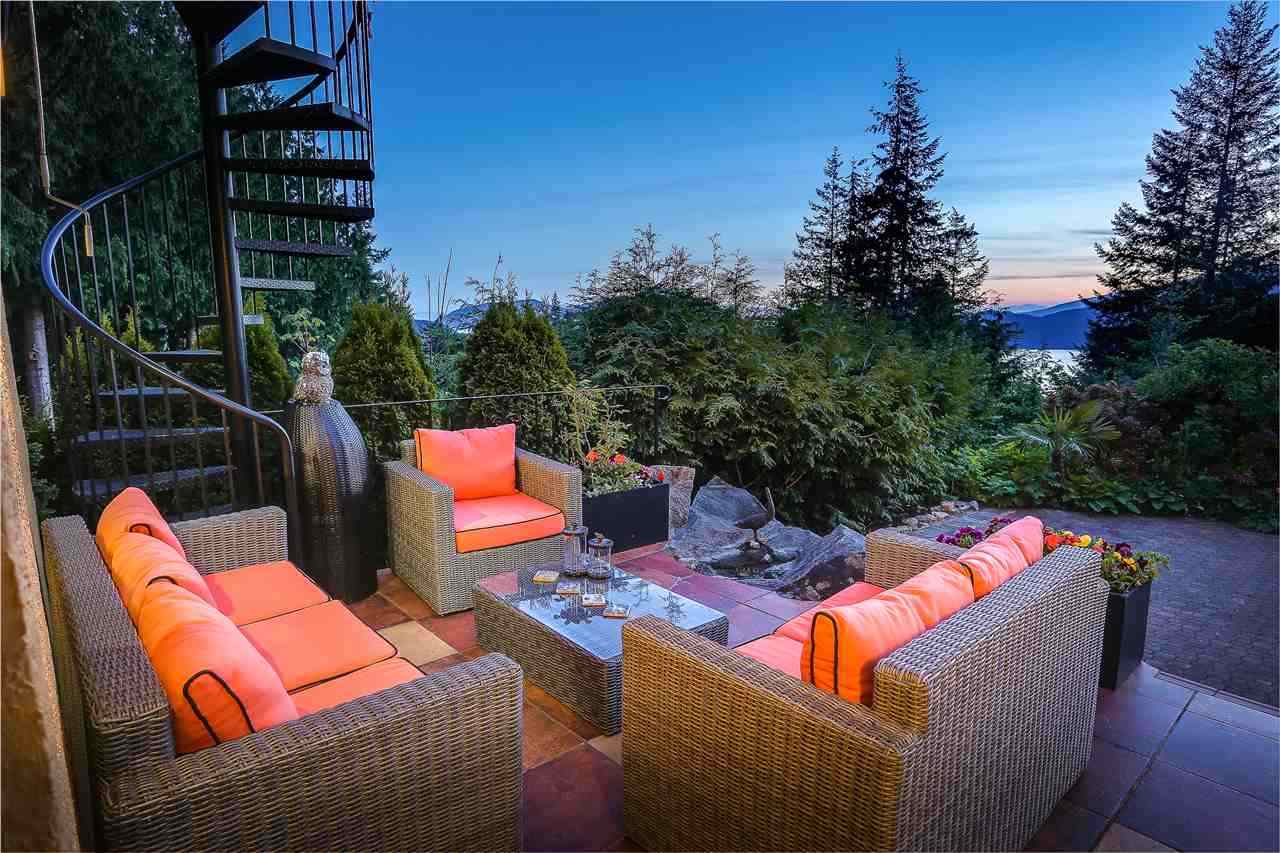 75 Sunset Drive, Lions Bay 4