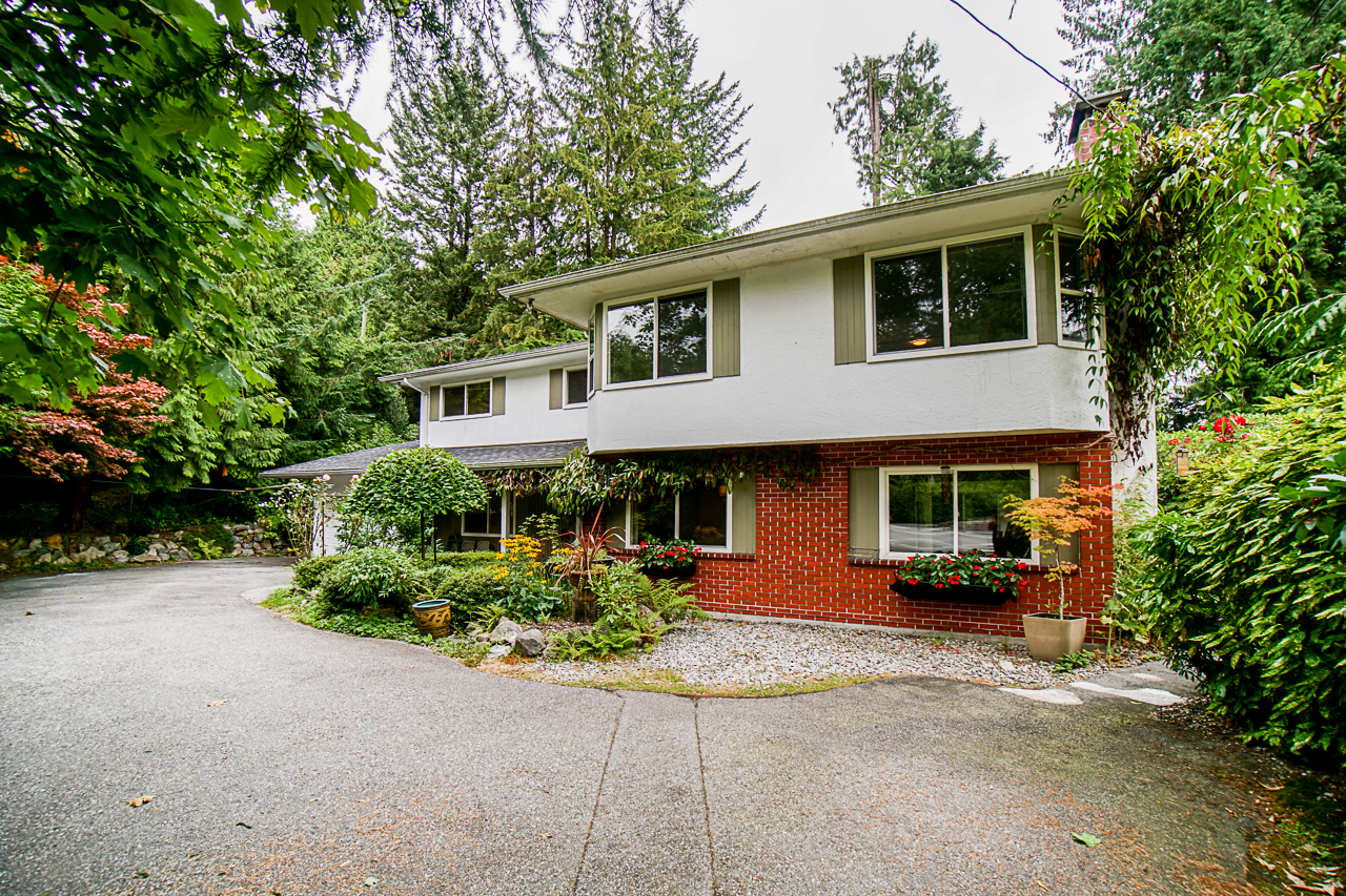 4228 Capilano Road 4