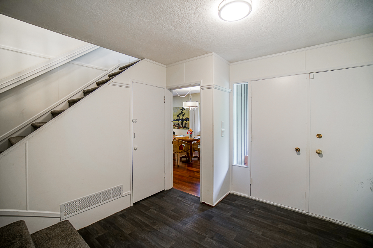 4228 Capilano Road 6