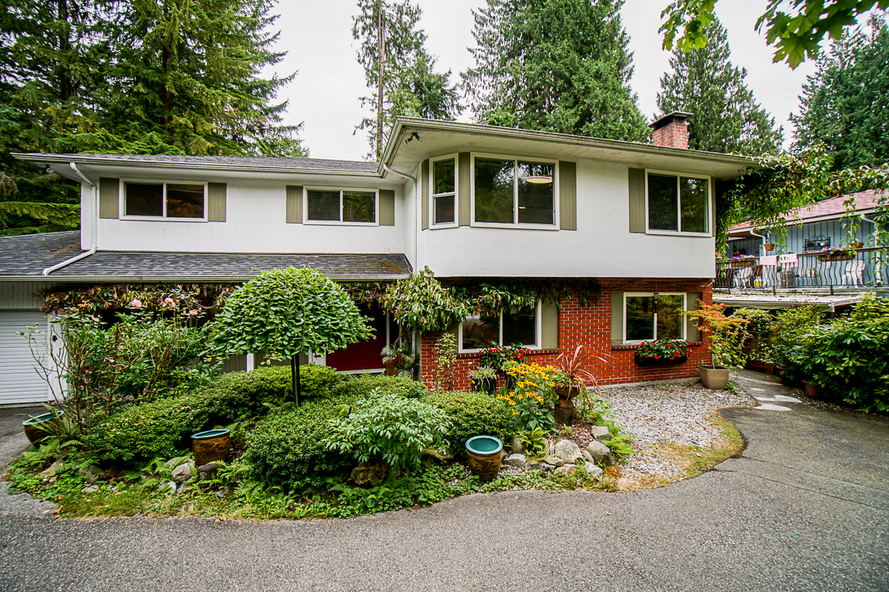4228 Capilano Road 2
