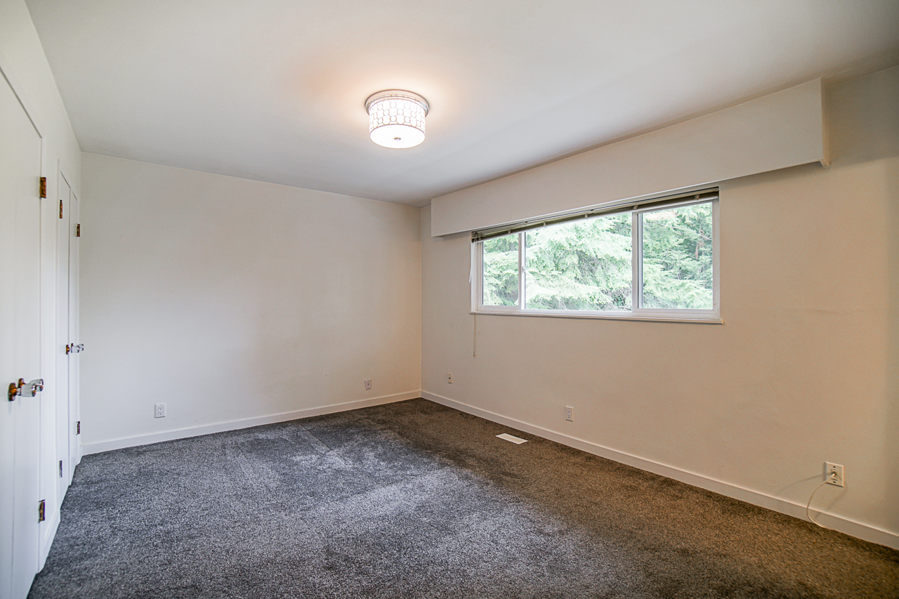 4228 Capilano Road 21