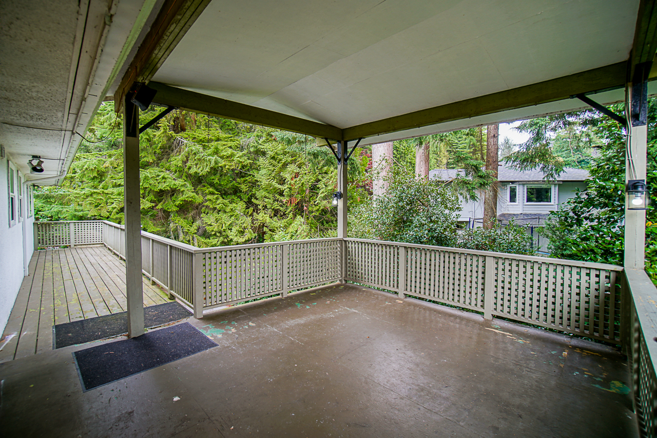 4228 Capilano Road 17