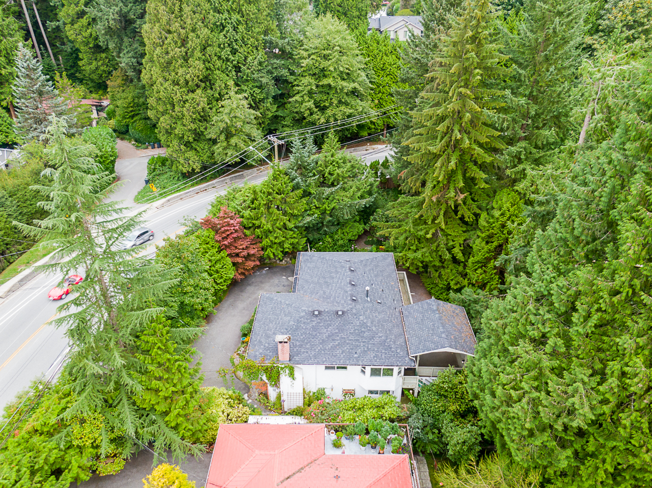 4228 Capilano Road 5