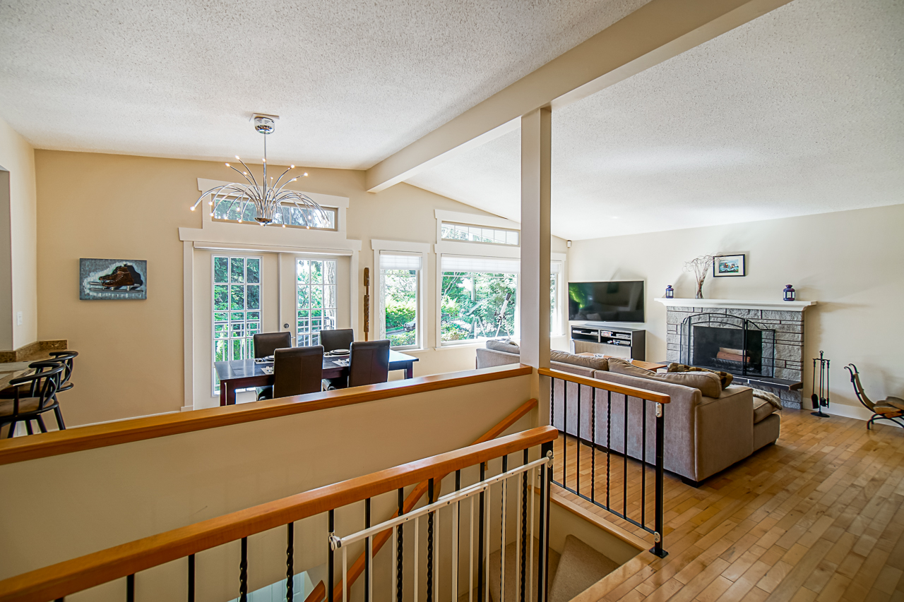686 E Kings Road 45