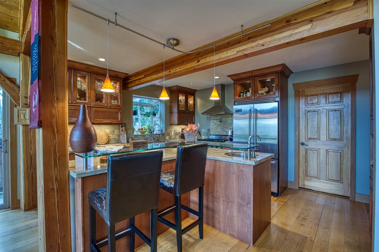 1861 North Road, Gibsons 13