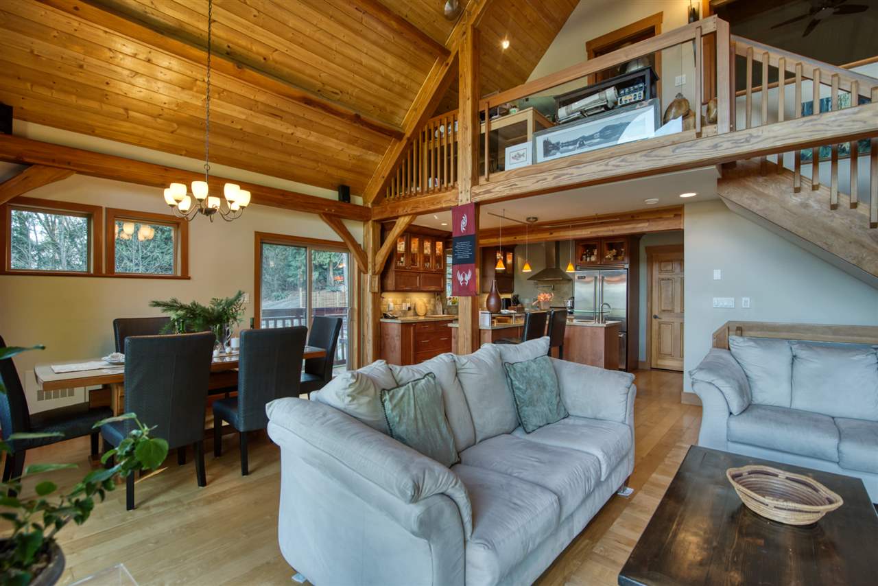 1861 North Road, Gibsons 9