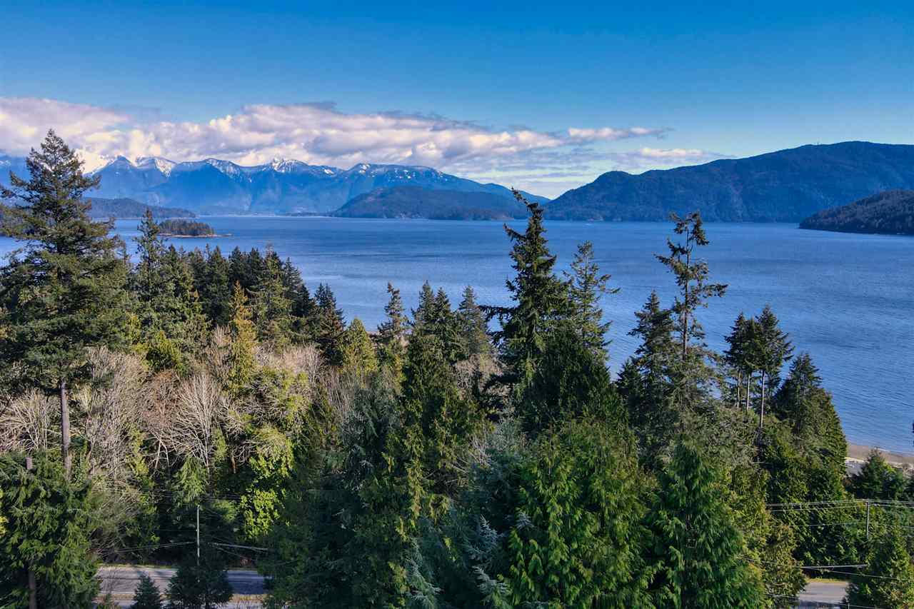 1861 North Road, Gibsons 3