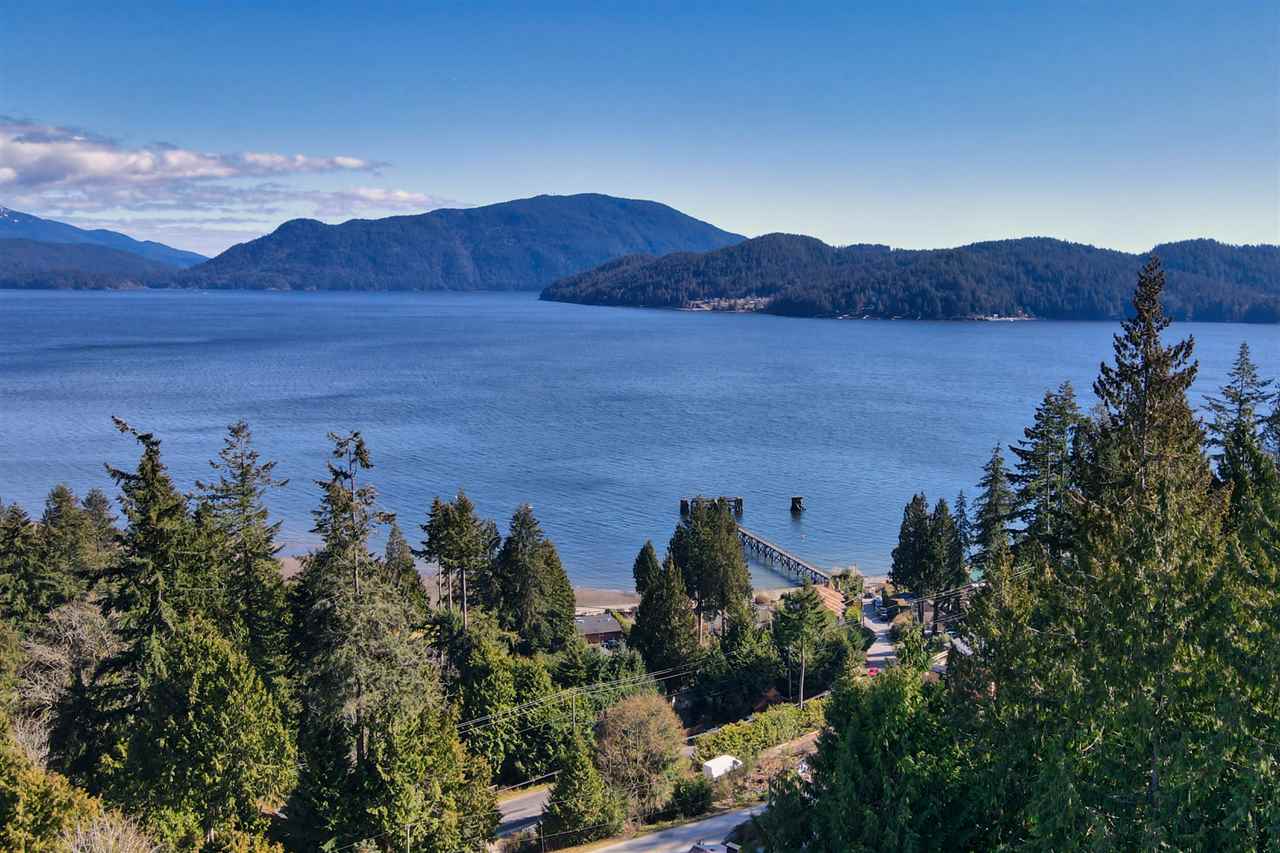 1861 North Road, Gibsons 2