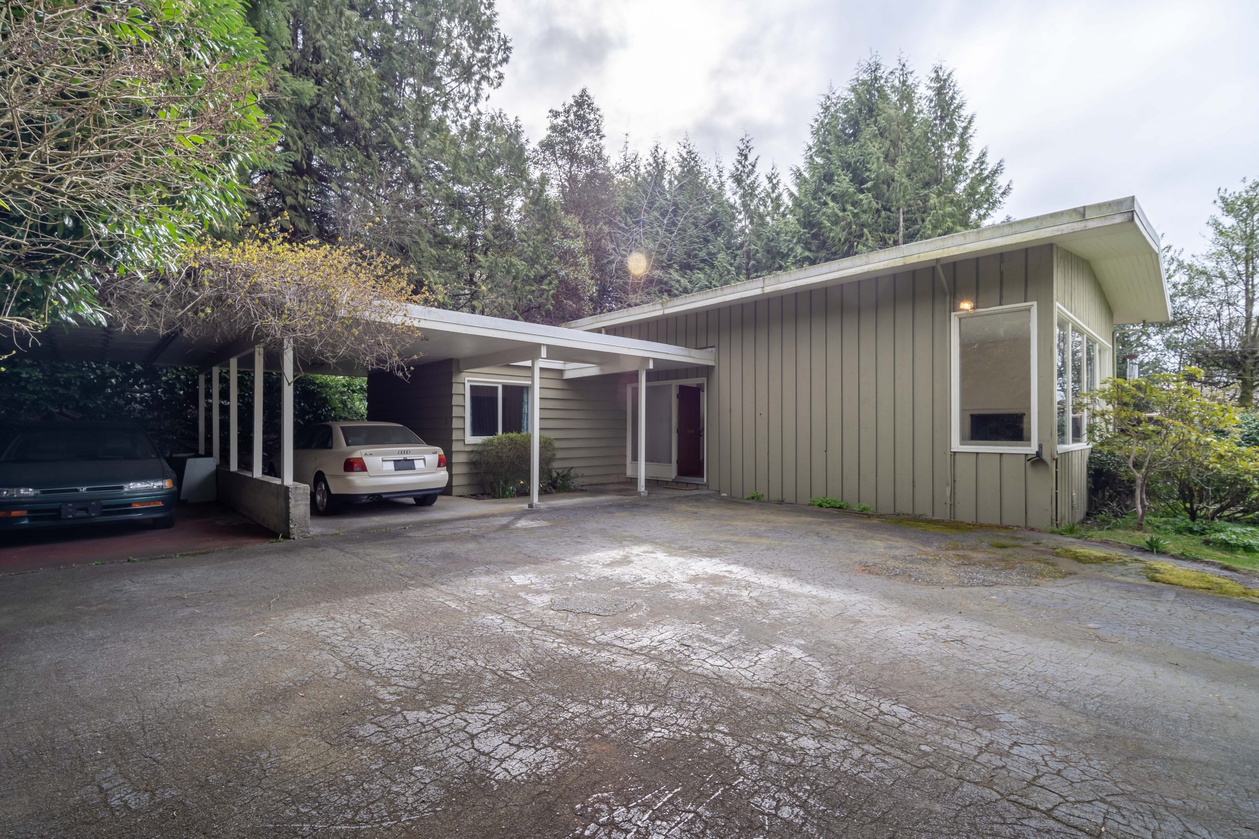 2685 Rosebery Ave 24