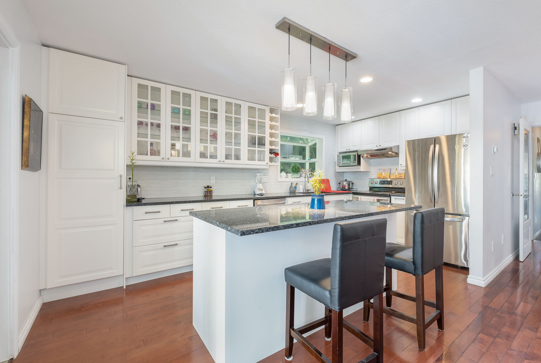 6325 Chatham Street, West Vancouver 9