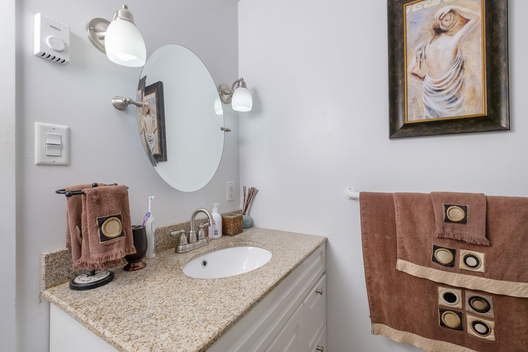 6325 Chatham Street, West Vancouver 14