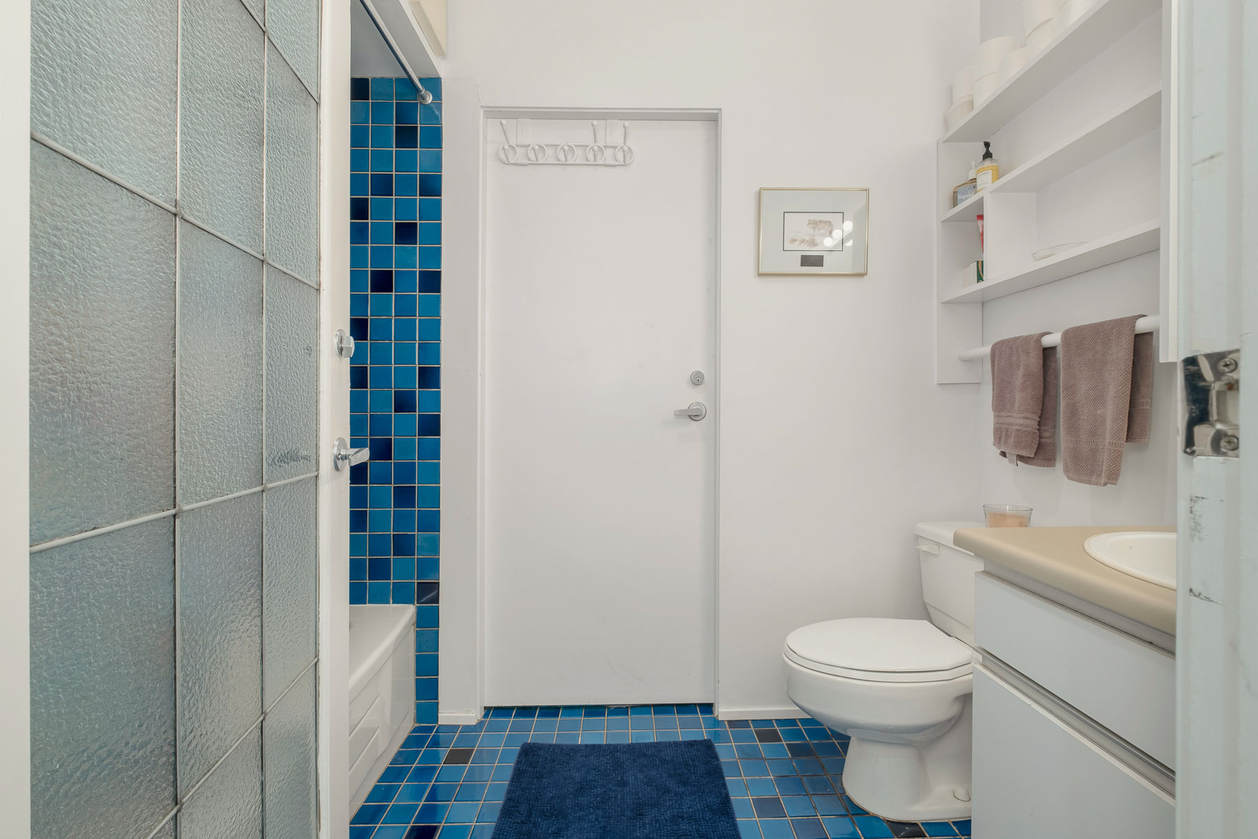 6325 Chatham Street, West Vancouver 23