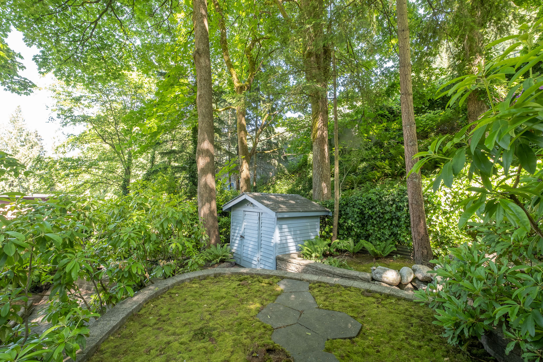 6325 Chatham Street, West Vancouver 33