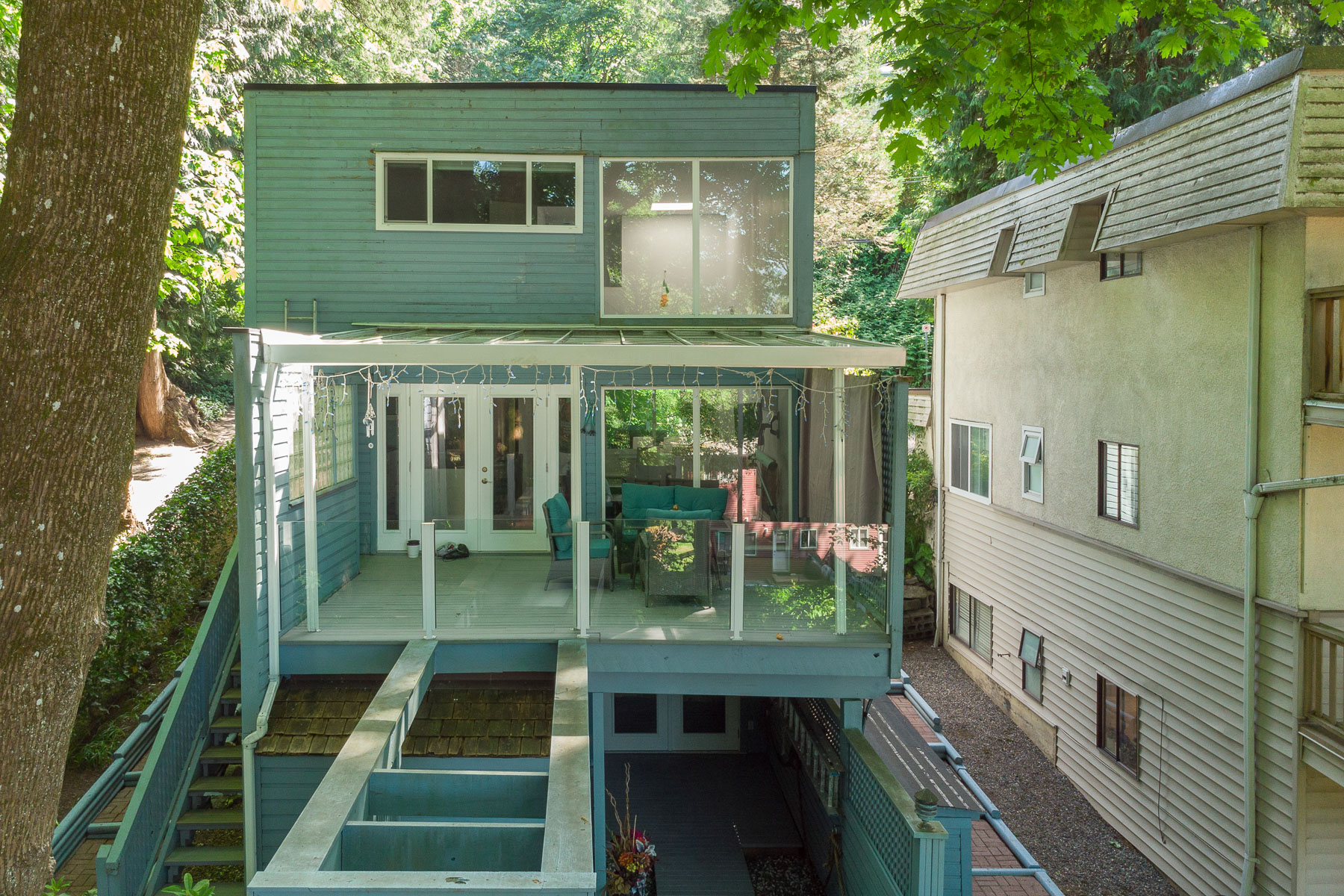 6325 Chatham Street, West Vancouver 28