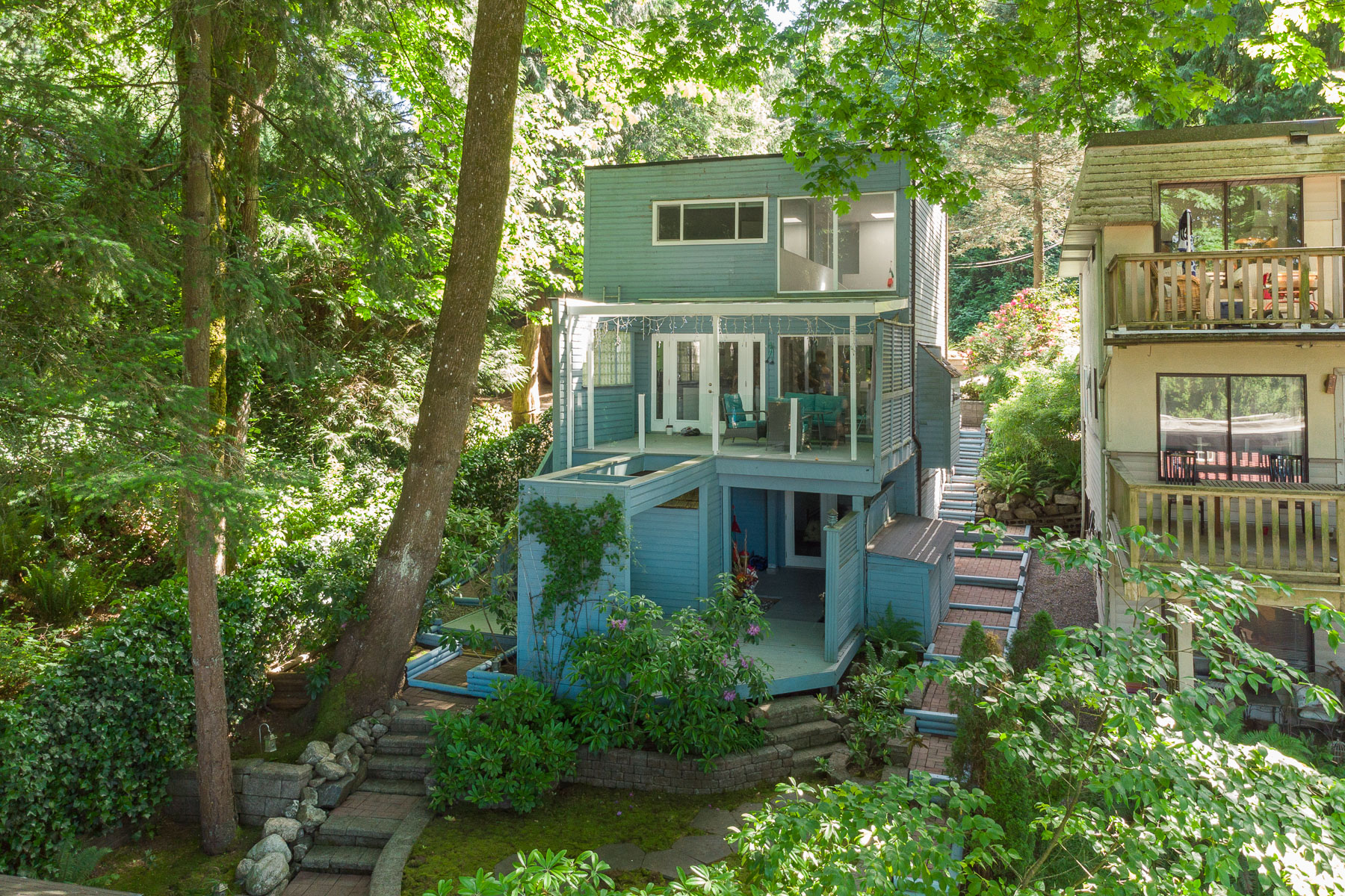 6325 Chatham Street, West Vancouver 30