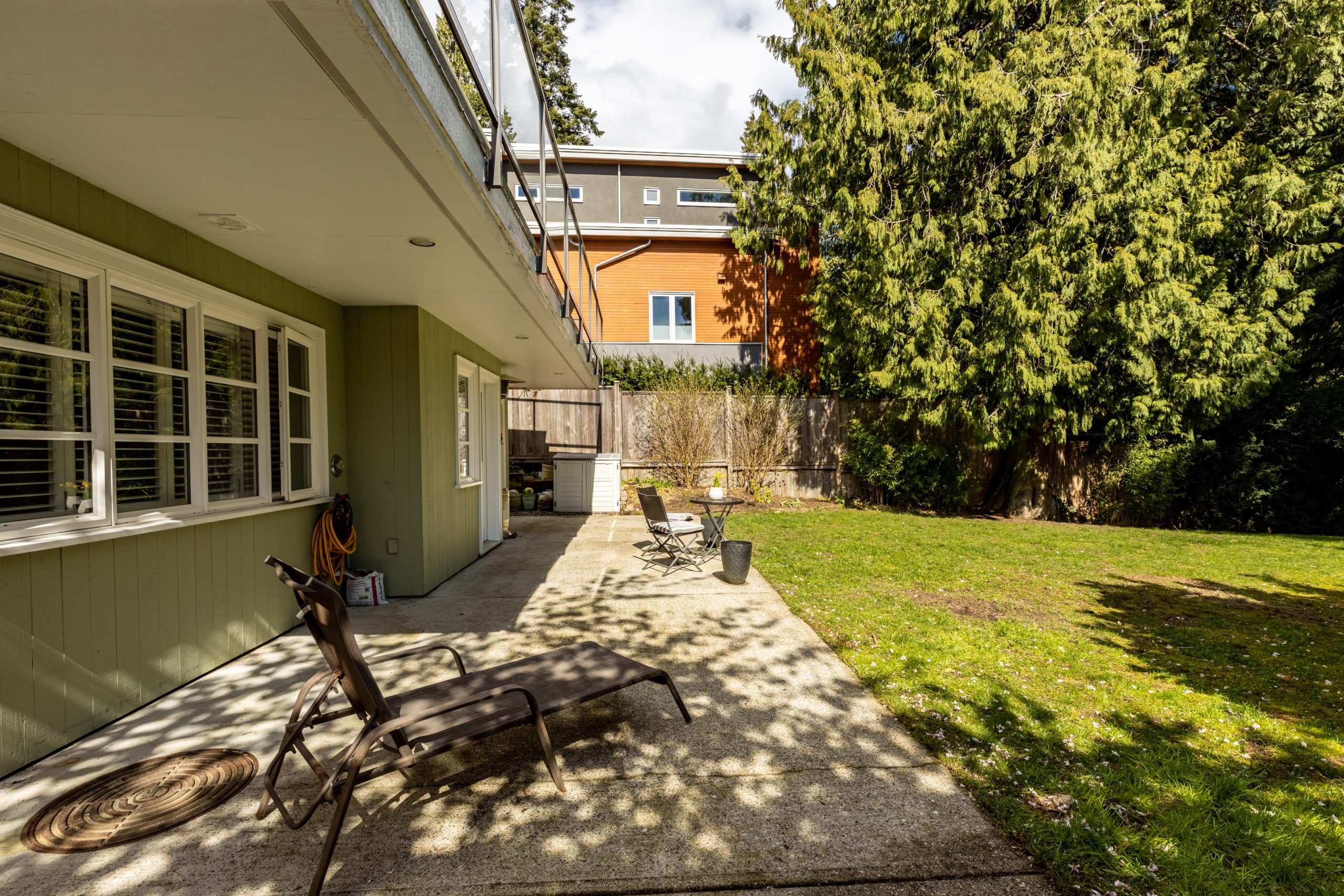 6412 Wellington Ave, West Vancouver 37