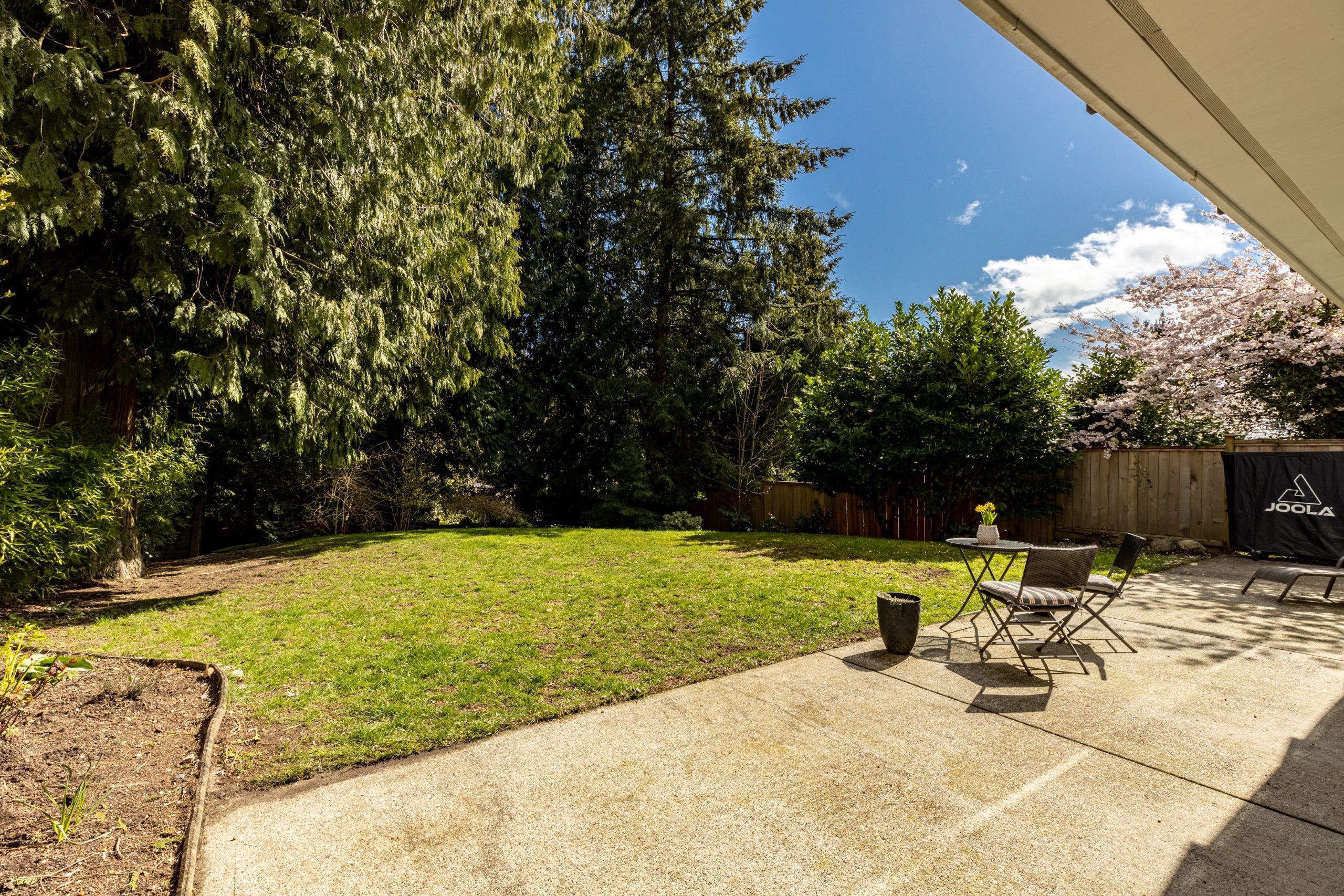 6412 Wellington Ave, West Vancouver 36