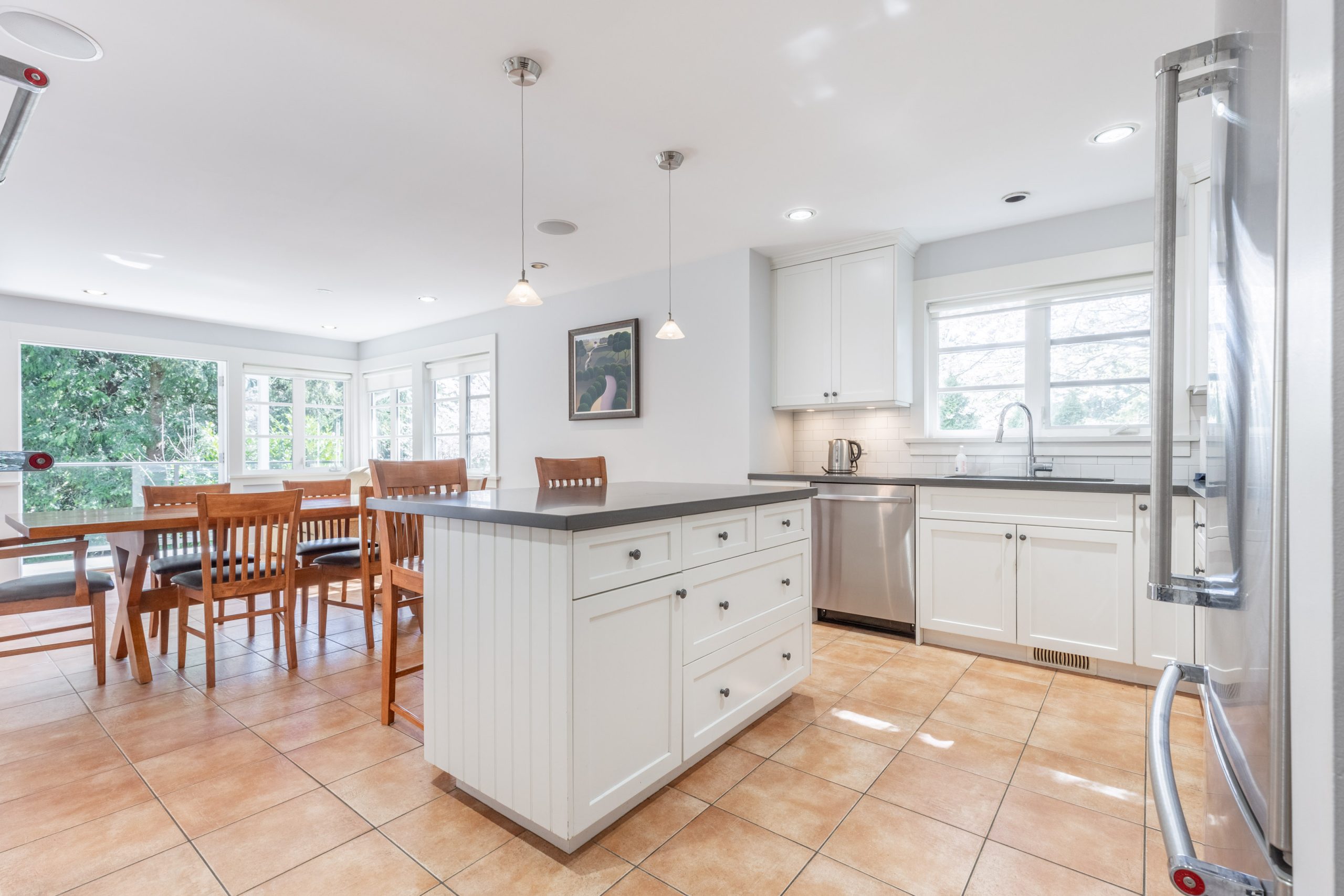 6412 Wellington Ave, West Vancouver 13