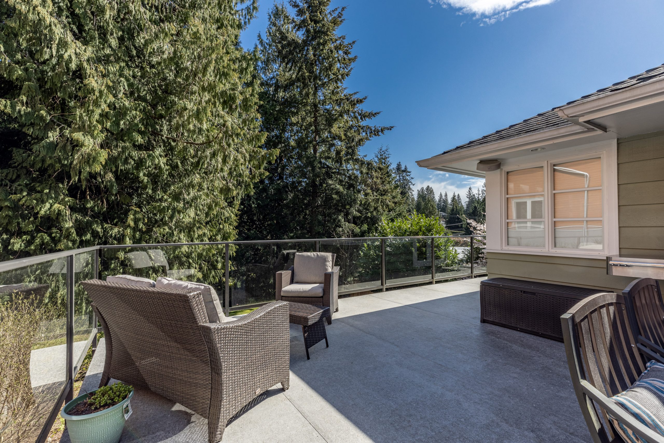 6412 Wellington Ave, West Vancouver 20