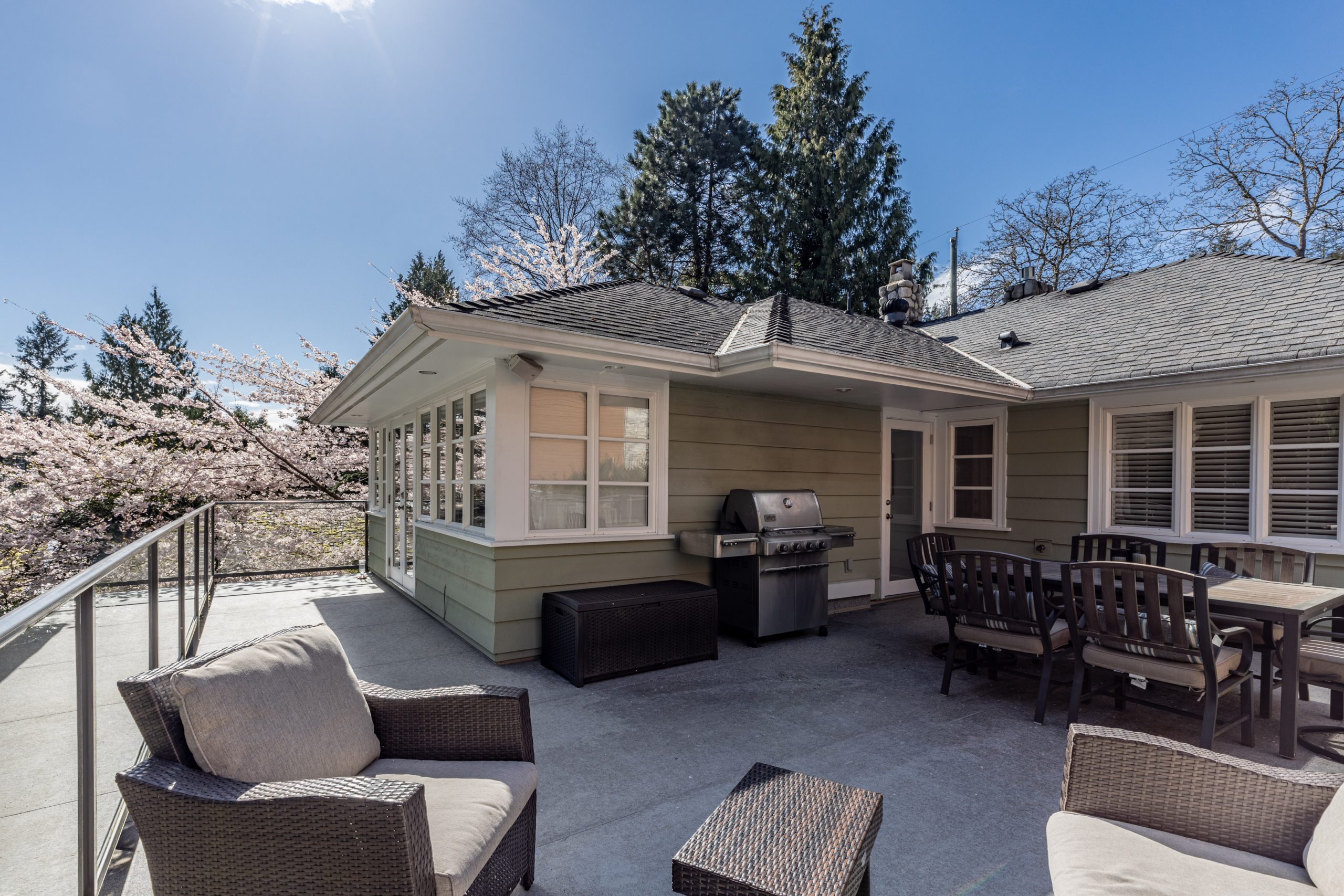 6412 Wellington Ave, West Vancouver 19