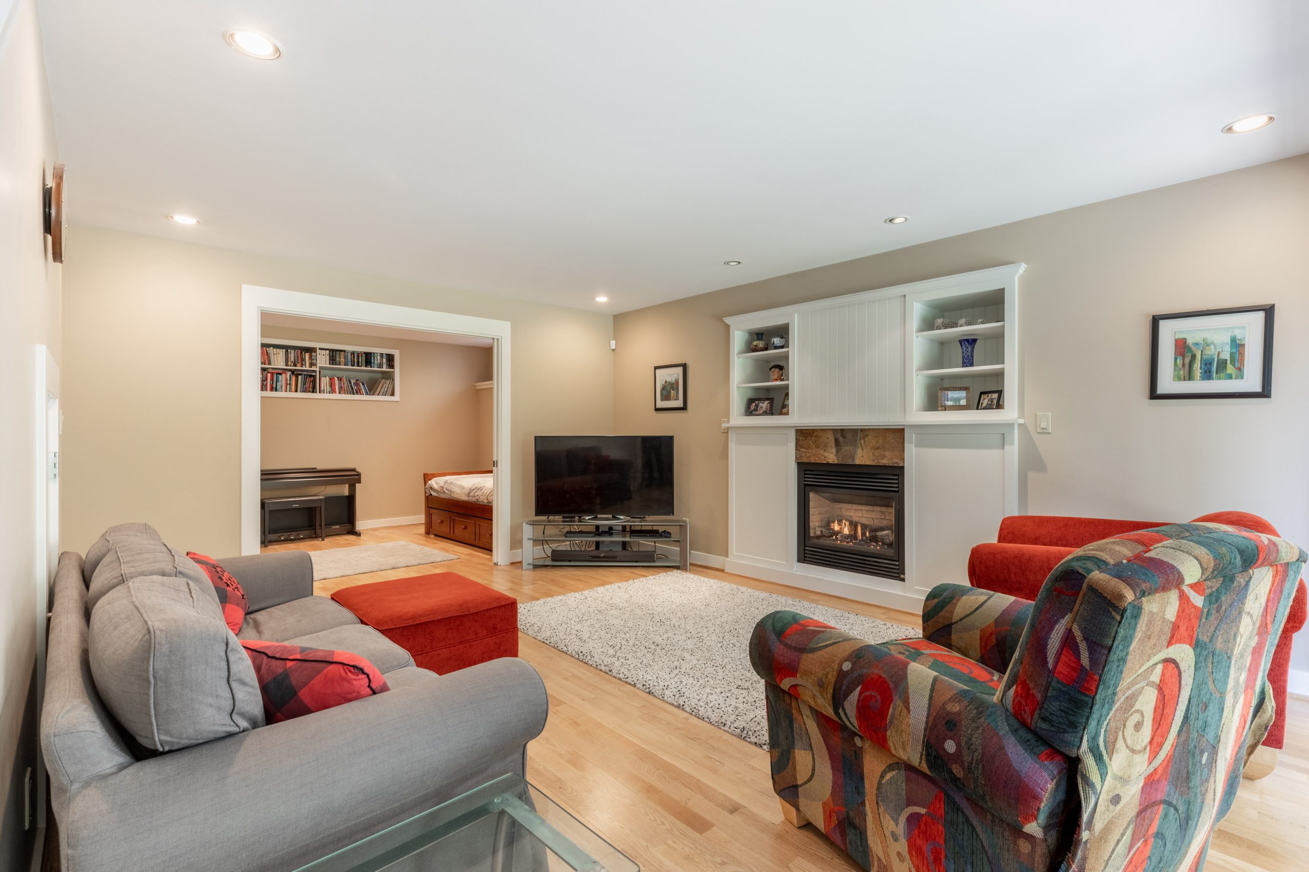 6412 Wellington Ave, West Vancouver 29