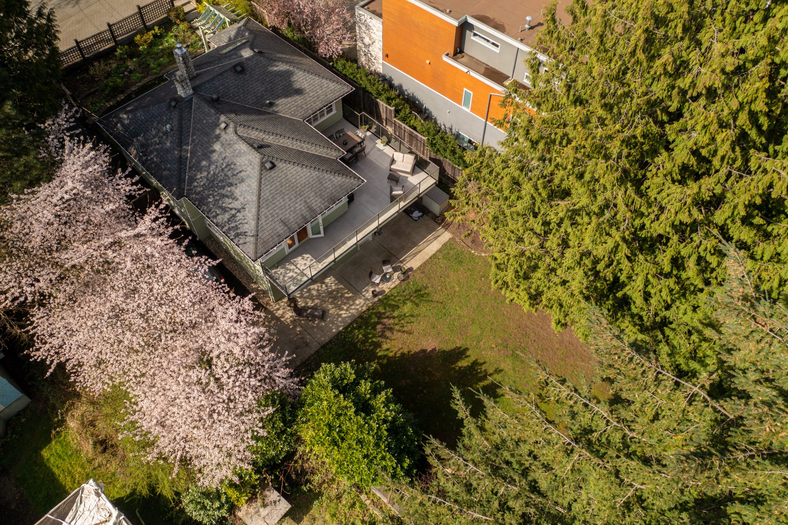 6412 Wellington Ave, West Vancouver 40