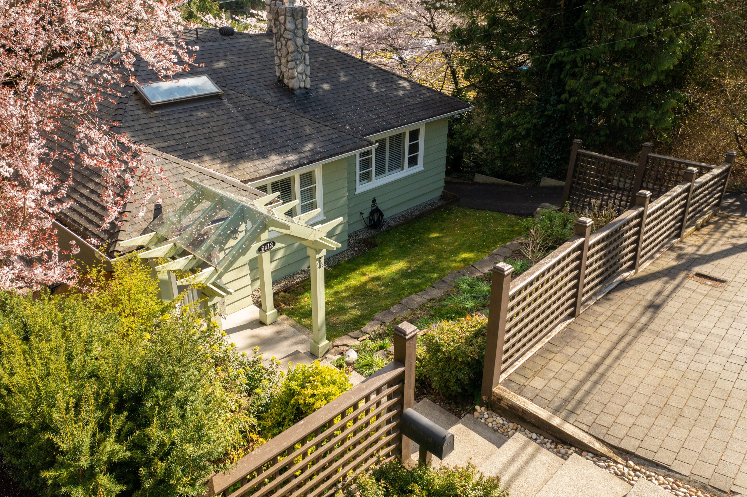 6412 Wellington Ave, West Vancouver 5