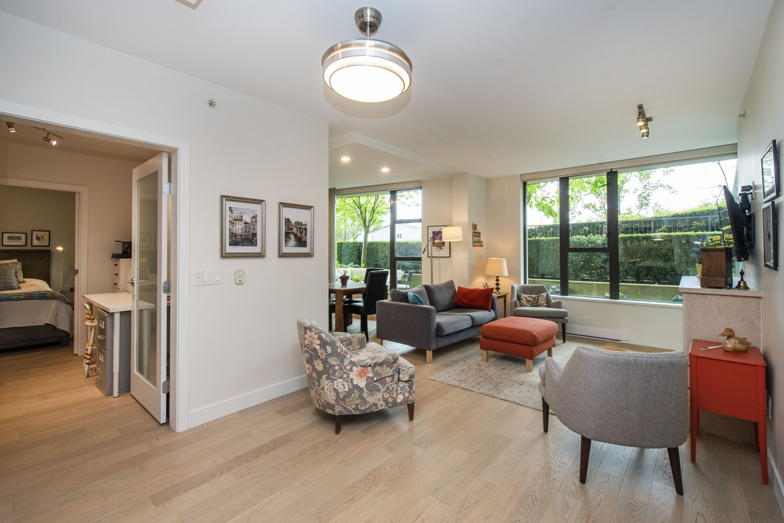 106 683 W Victoria Park Ave, North Vancouver, BC, V7M 0A2 6