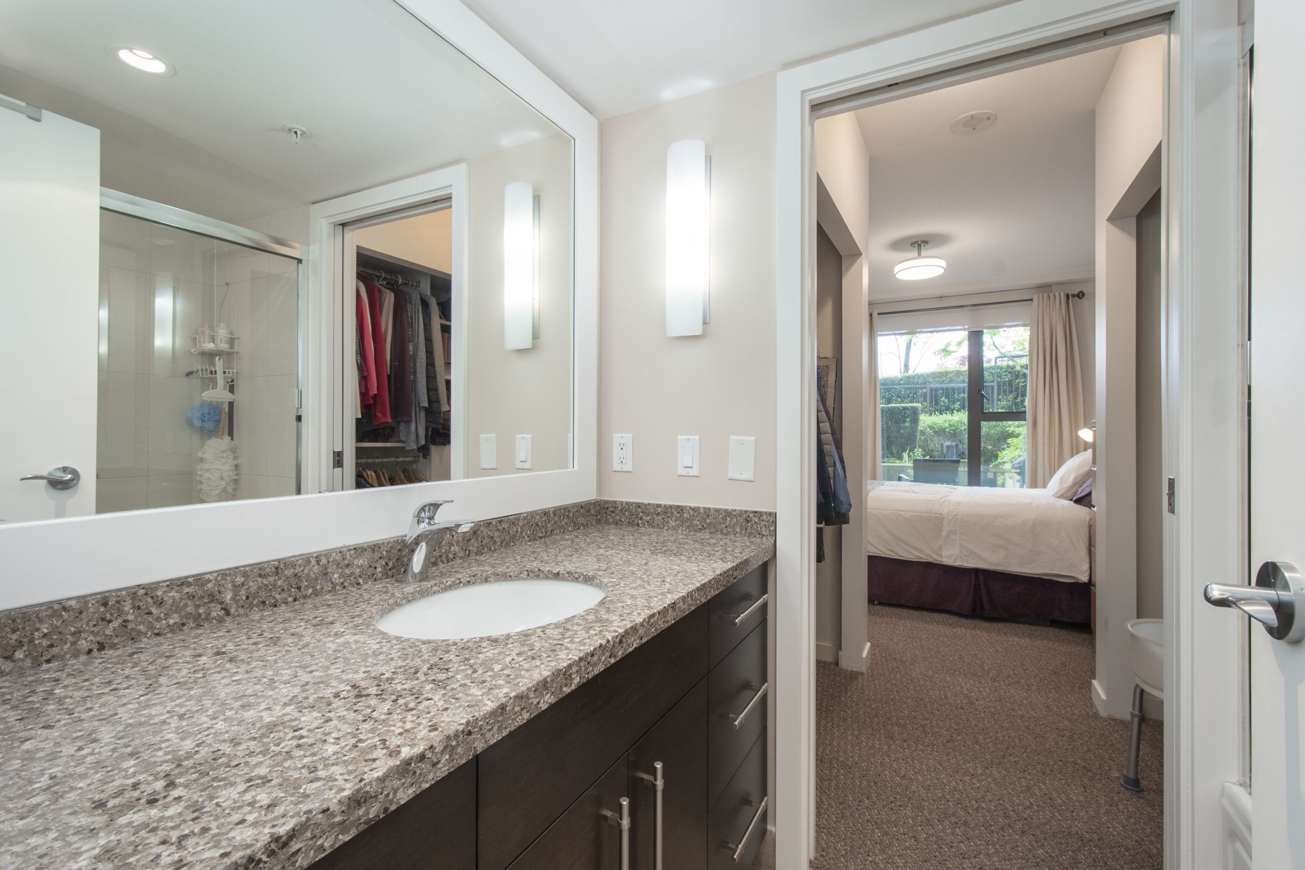 106 683 W Victoria Park Ave, North Vancouver, BC, V7M 0A2 17