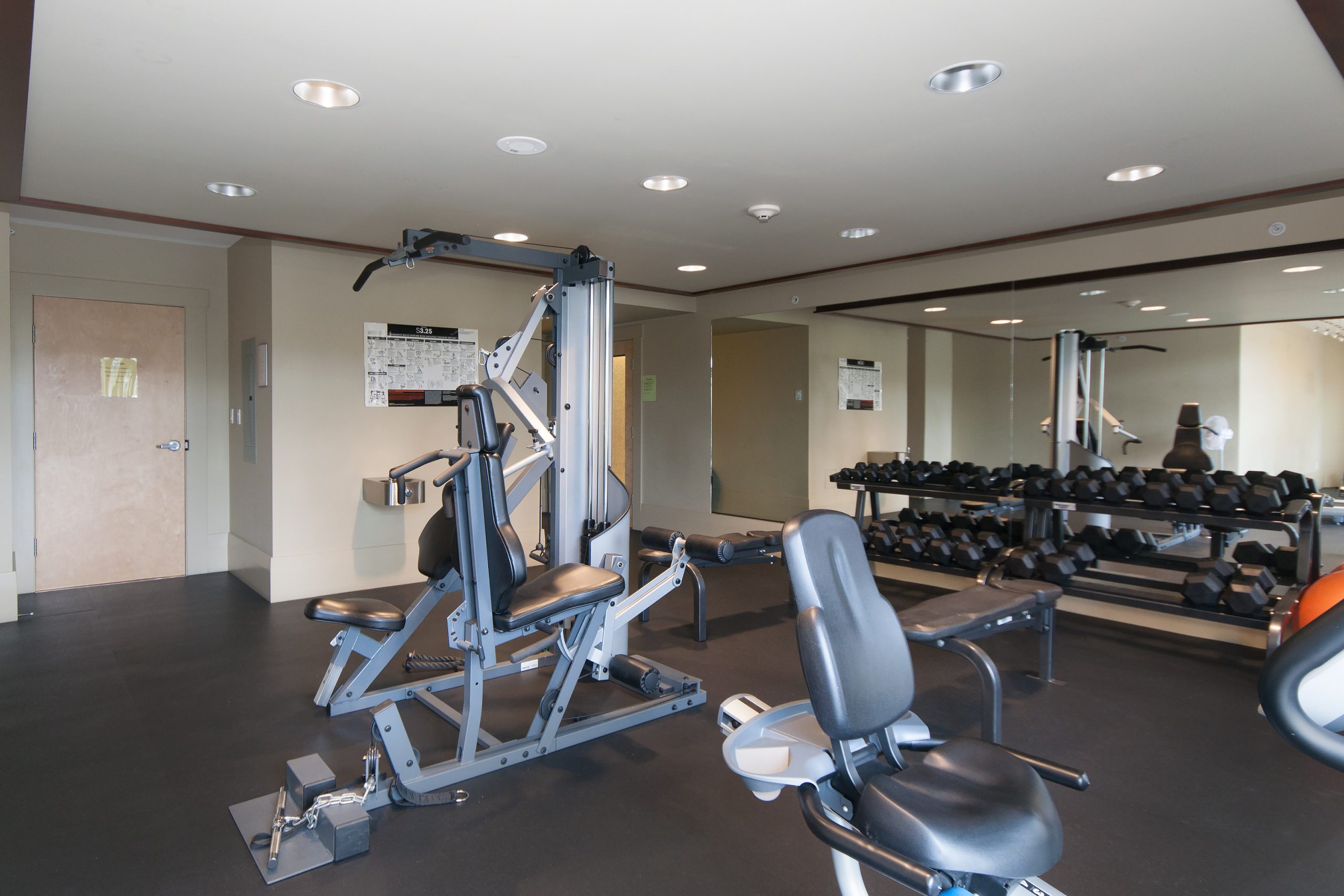 106 683 W Victoria Park Ave, North Vancouver, BC, V7M 0A2 39
