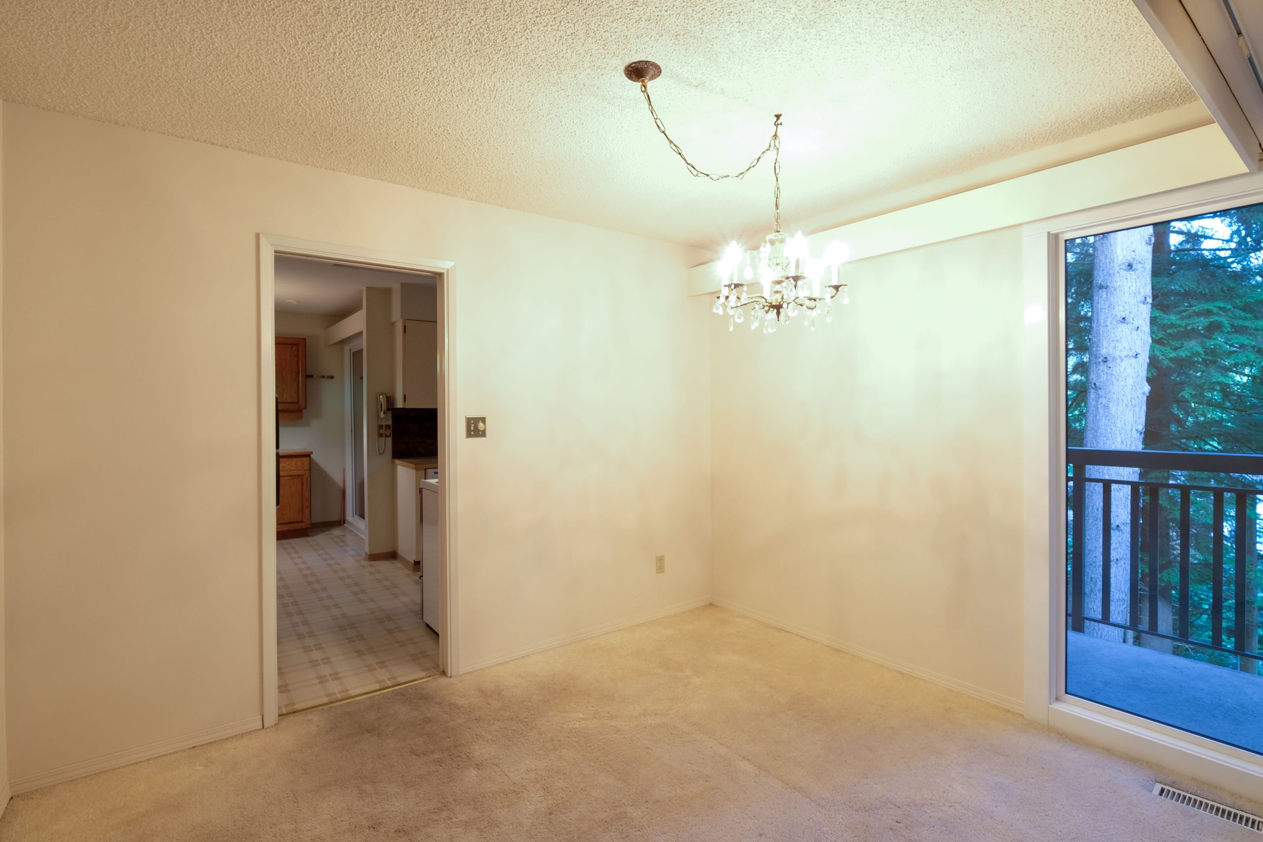 1139 Heritage Blvd, North Vancouver 21