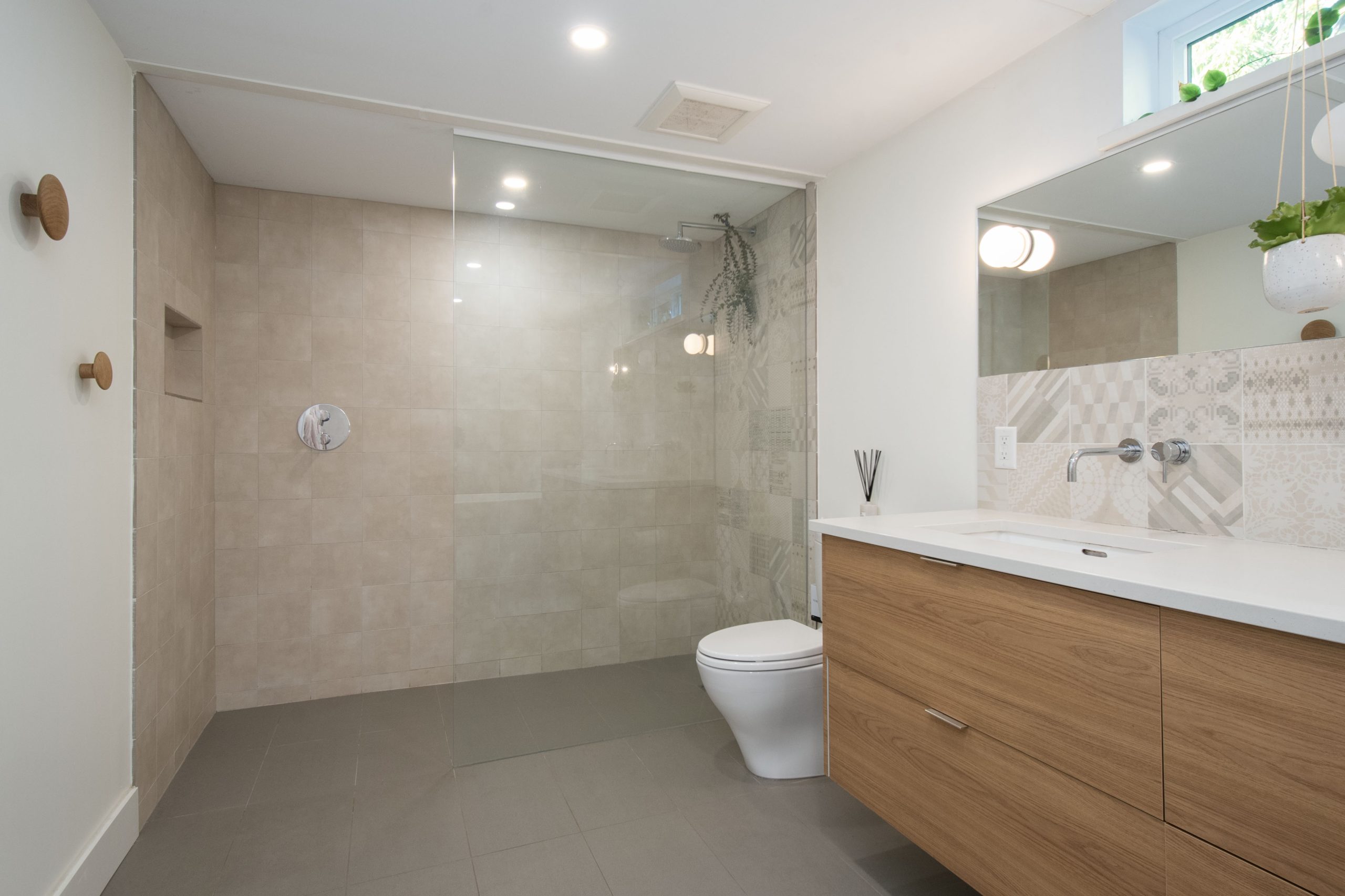 6414 Imperial Ave, West Vancouver, BC, V7 2J6 35