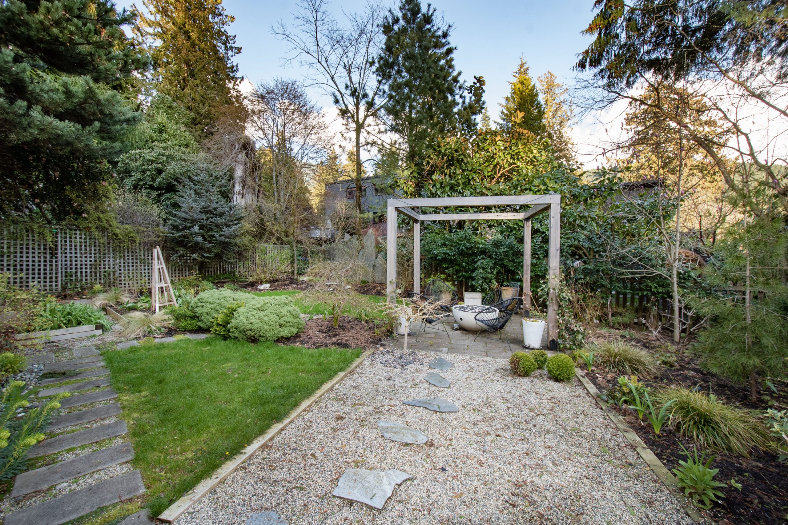 6414 Imperial Ave, West Vancouver, BC, V7 2J6 46