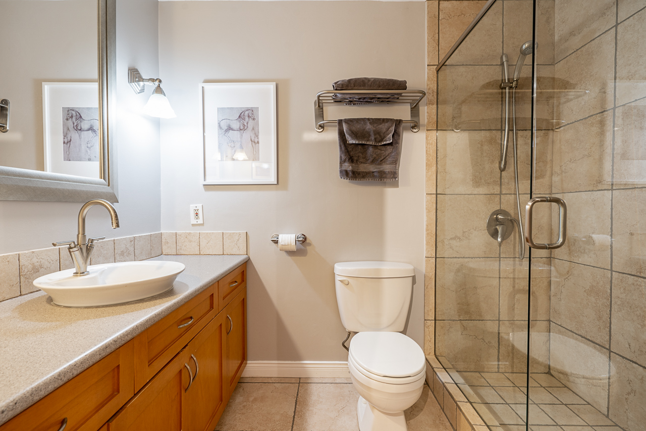 6834 Hycroft Road, West Vancouver 29