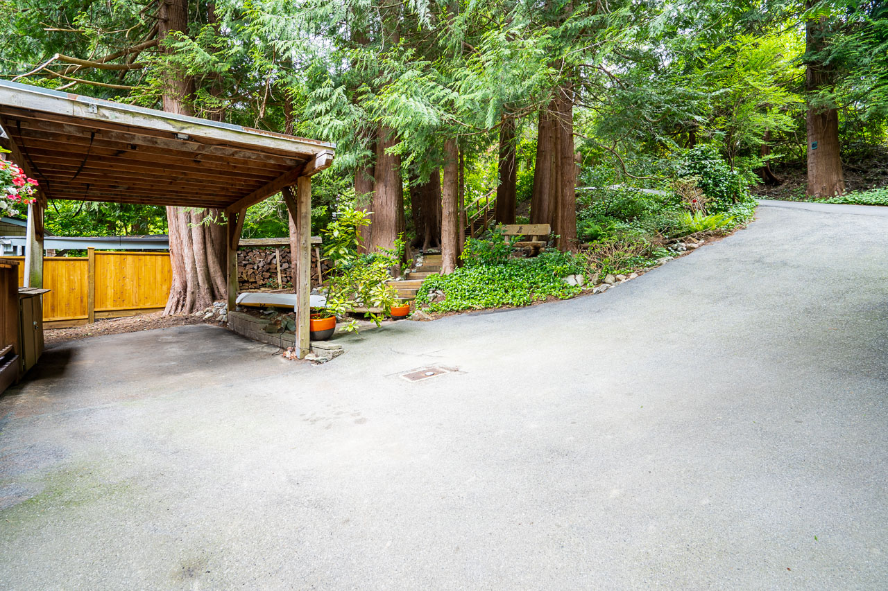 6834 Hycroft Road, West Vancouver 3