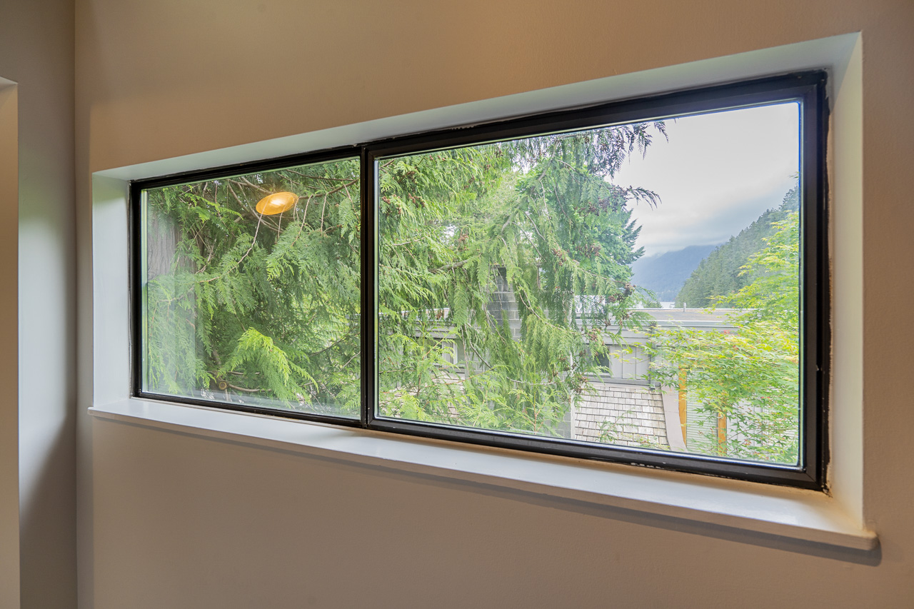 6834 Hycroft Road, West Vancouver 31