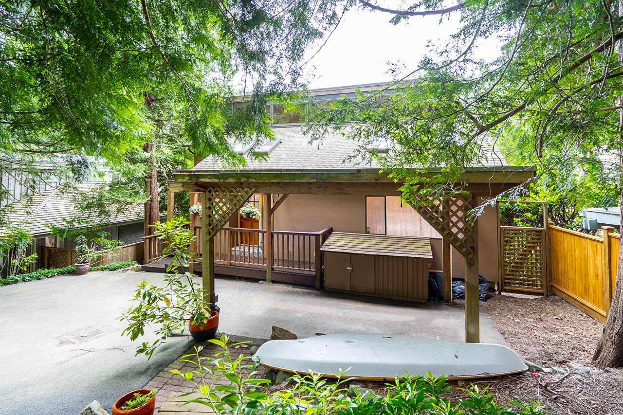 6834 Hycroft Road, West Vancouver 4