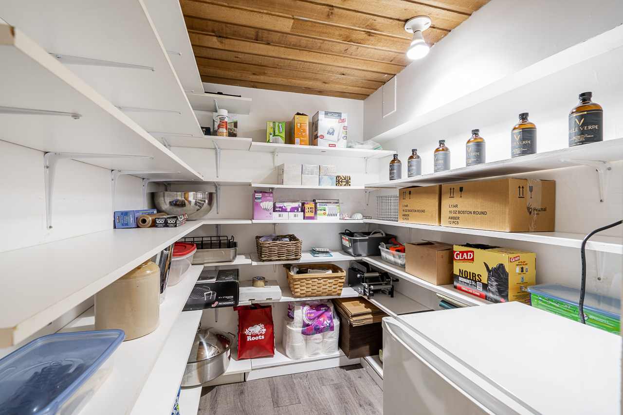 6834 Hycroft Road, West Vancouver 39