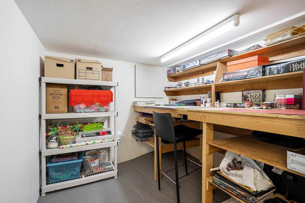 6834 Hycroft Road, West Vancouver 38
